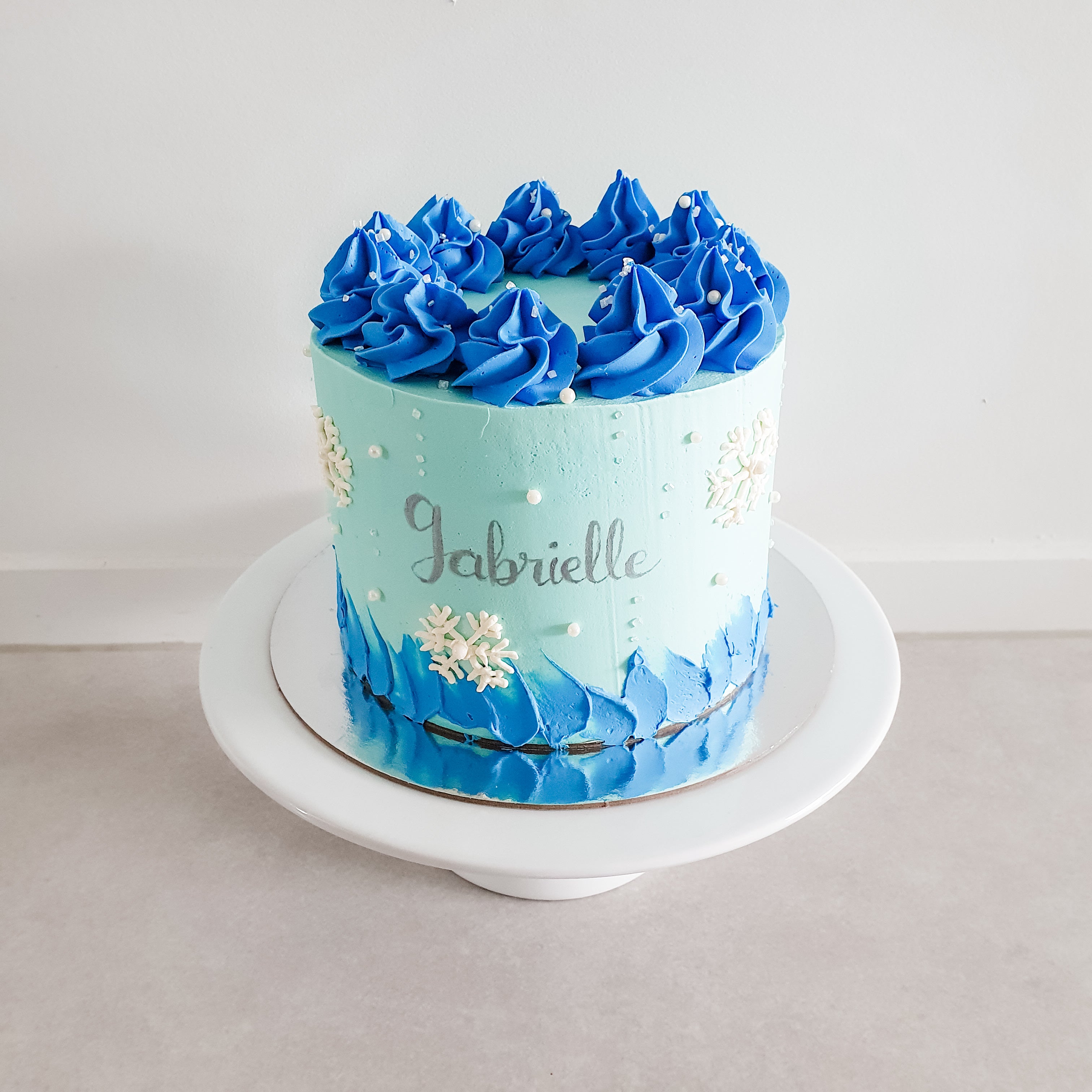 18th Birthday Cake -Texture Buttercream with Light Blue Flowers-#002 –  Pao's cakes